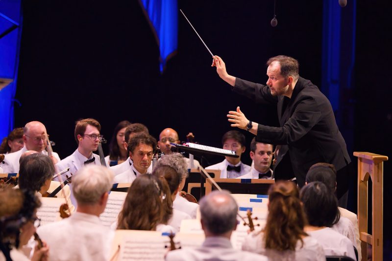 Andris Nelsons conducts the BSO at Tanglewood; Hilary Scott photo.